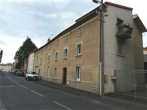t4 à la location -   63160  BILLOM, surface 74 m2 location t4 - UBI482291972